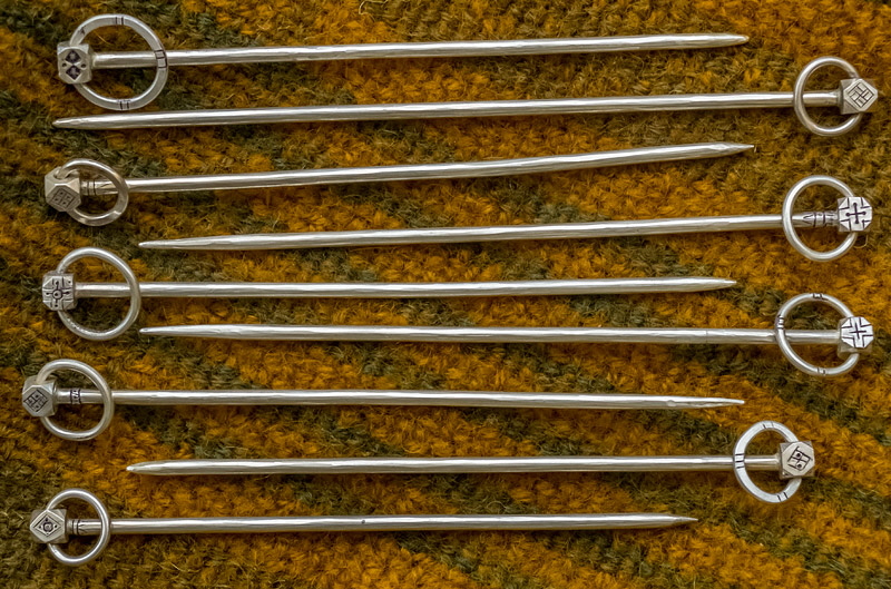 Dublin-Style-Ring-Pins