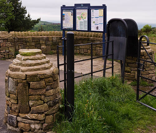 Notice the open gate? Apparently the rangers didn't for five days. Notice the open gate? Apparently the rangers didn't for five days.