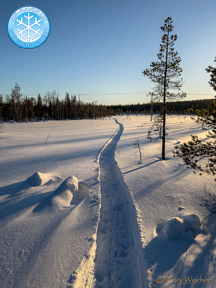 Snowshoe Float - Ice Raven - Sub Zero Adventure - Copyright Gary Waidson, All rights reserved. Snowshoe Float - Ice Raven - Sub Zero Adventure - Copyright Gary Waidson, All rights reserved.