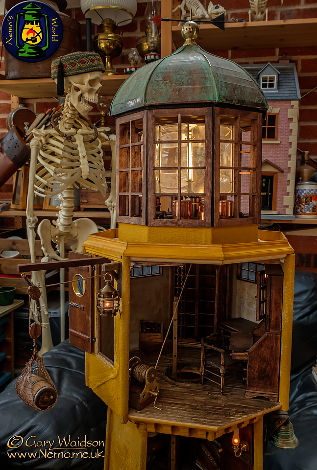 Lifting tackle in place - Ammon Rock - Building a 1/12th Scale Gothic Lighthouse - The Steam Tent Co-operative. © Gary Waidson - www.Steamtent.uk Lifting tackle in place - Ammon Rock - Building a 1/12th Scale Gothic Lighthouse - The Steam Tent Co-operative. © Gary Waidson - www.Steamtent.uk