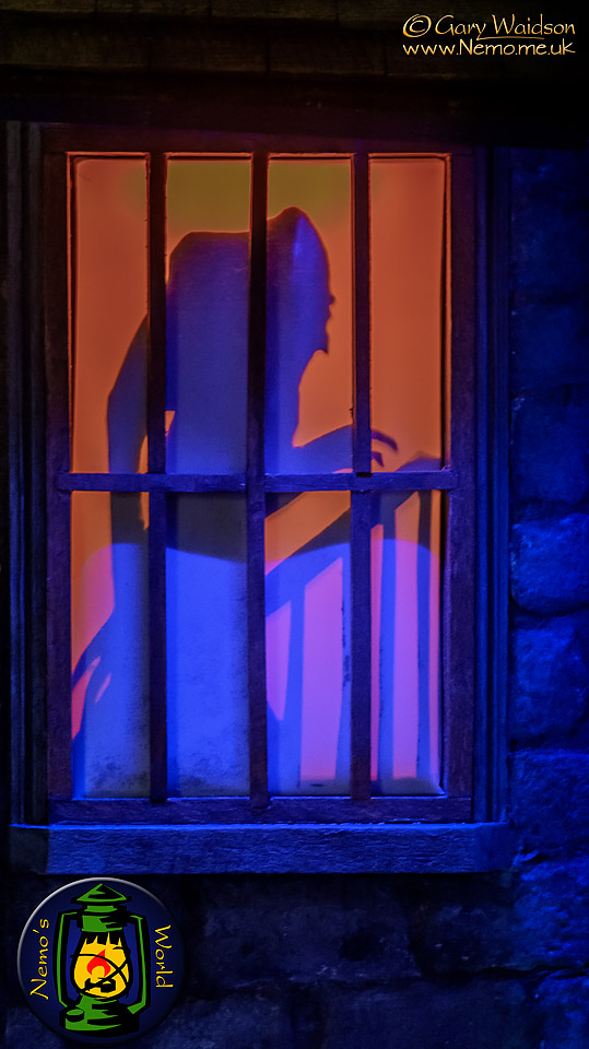 "Fingers End" A book nook project  - The Steam Tent Co-operative. © Gary Waidson - www.Steamtent.uk 