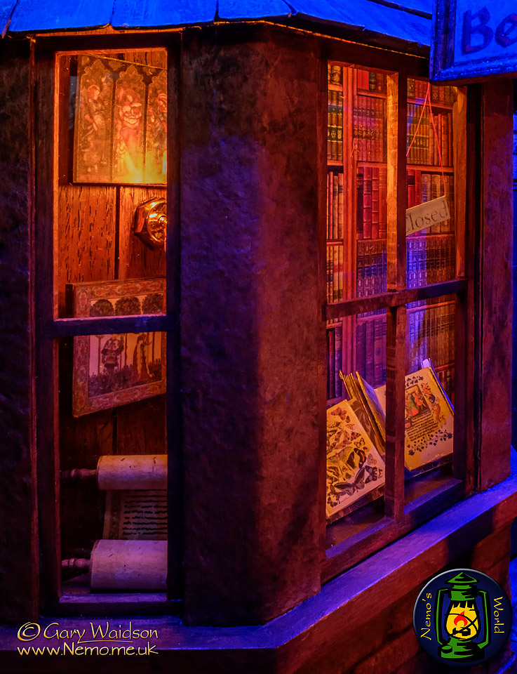 "Fingers End" A book nook project  - The Steam Tent Co-operative. © Gary Waidson - www.Steamtent.uk 