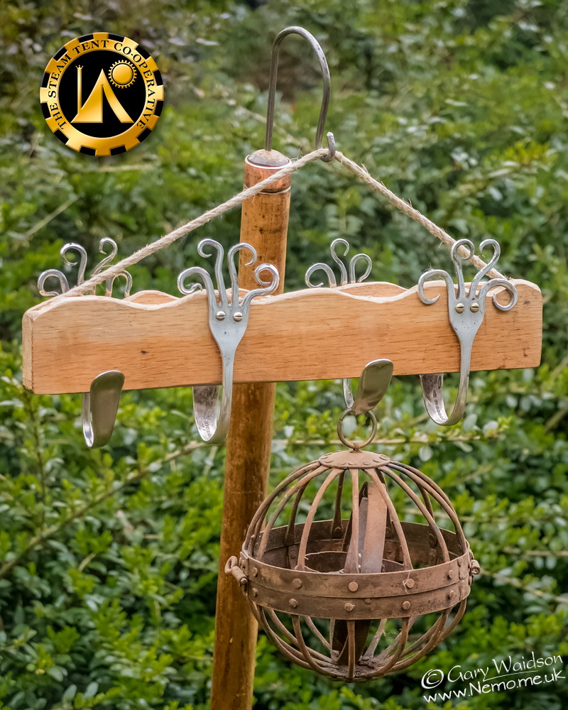 Kraken Attack -  Gary Waidson - www.Nemo.me.uk