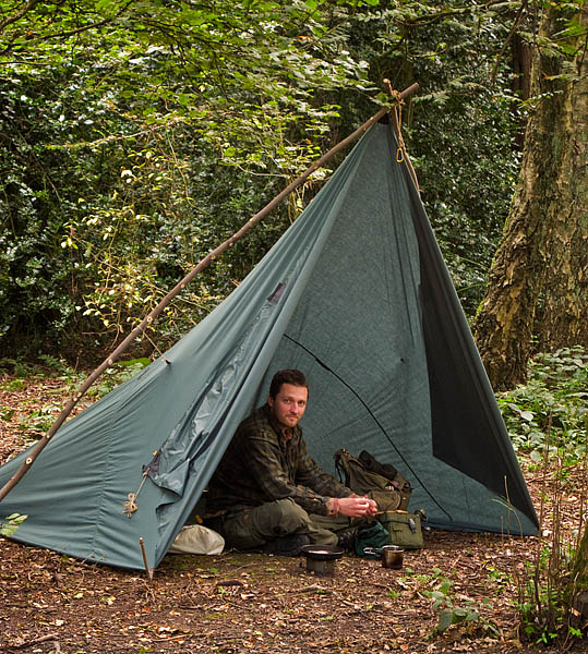 A simple but effective tarp set up -  2017 - Gary Waidson - Ravenlore