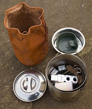 Wayland's Hobo Stove packed