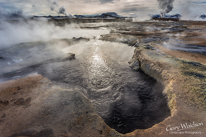 Hverar�ndor Hverir (Hverarondor Hverir), Iceland - Photo Expeditions - � Gary Waidson - All Rights Reserved