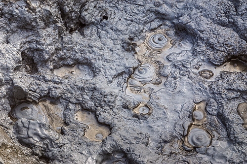 Hverar�ndor Hverir (Hverarondor Hverir), Iceland - Photo Expeditions - � Gary Waidson - All Rights Reserved