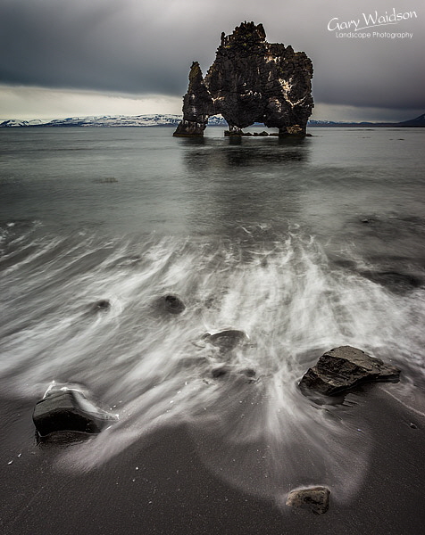 Hv�tserkur (Hvitserkur), Iceland - Photo Expeditions - � Gary Waidson - All Rights Reserved