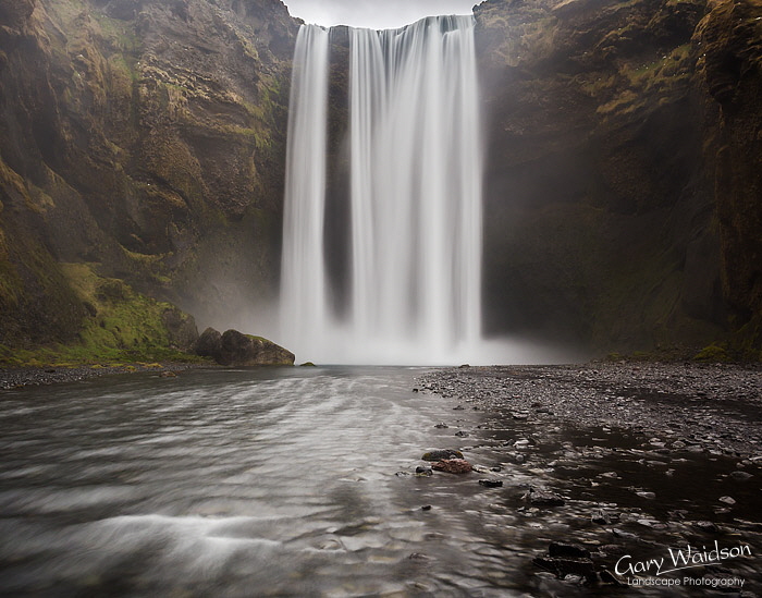 Sk�gafoss (Skogafoss), Iceland - Photo Expeditions - � Gary Waidson - All Rights Reserved