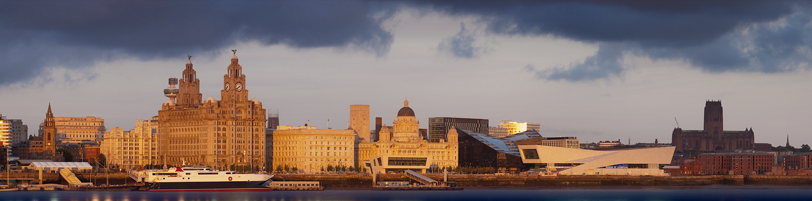 Liverpool Night and Day. Fine Art Landscape Photography by Gary Waidson � All rights reserved